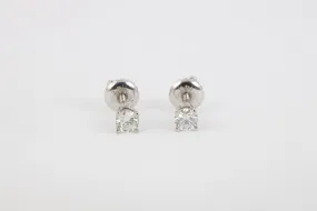 14k White Gold 0.34tcw Diamond Stud Earrings (0.73g.)