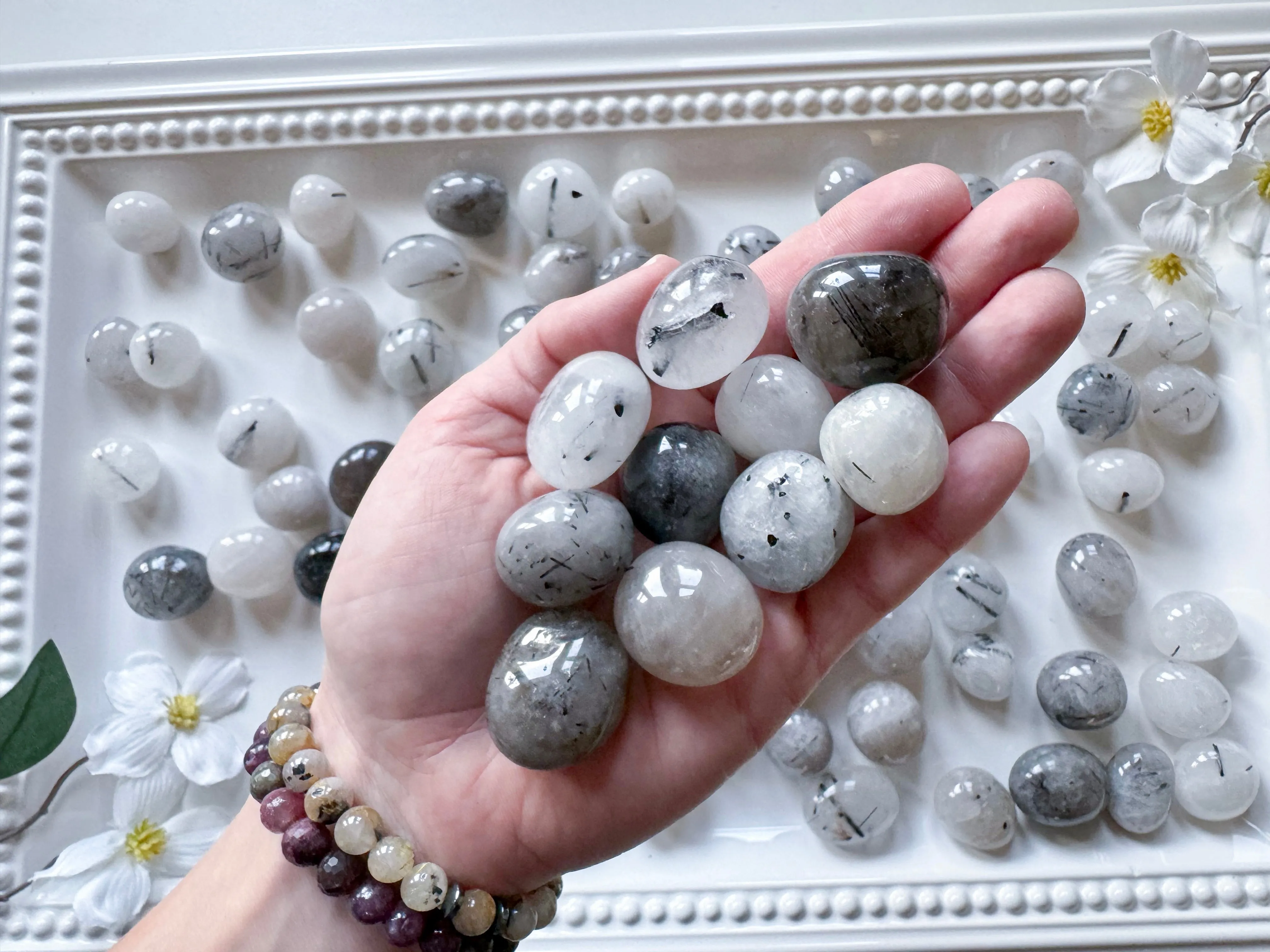 Tourmaline in Quartz Round Tumbled Stone